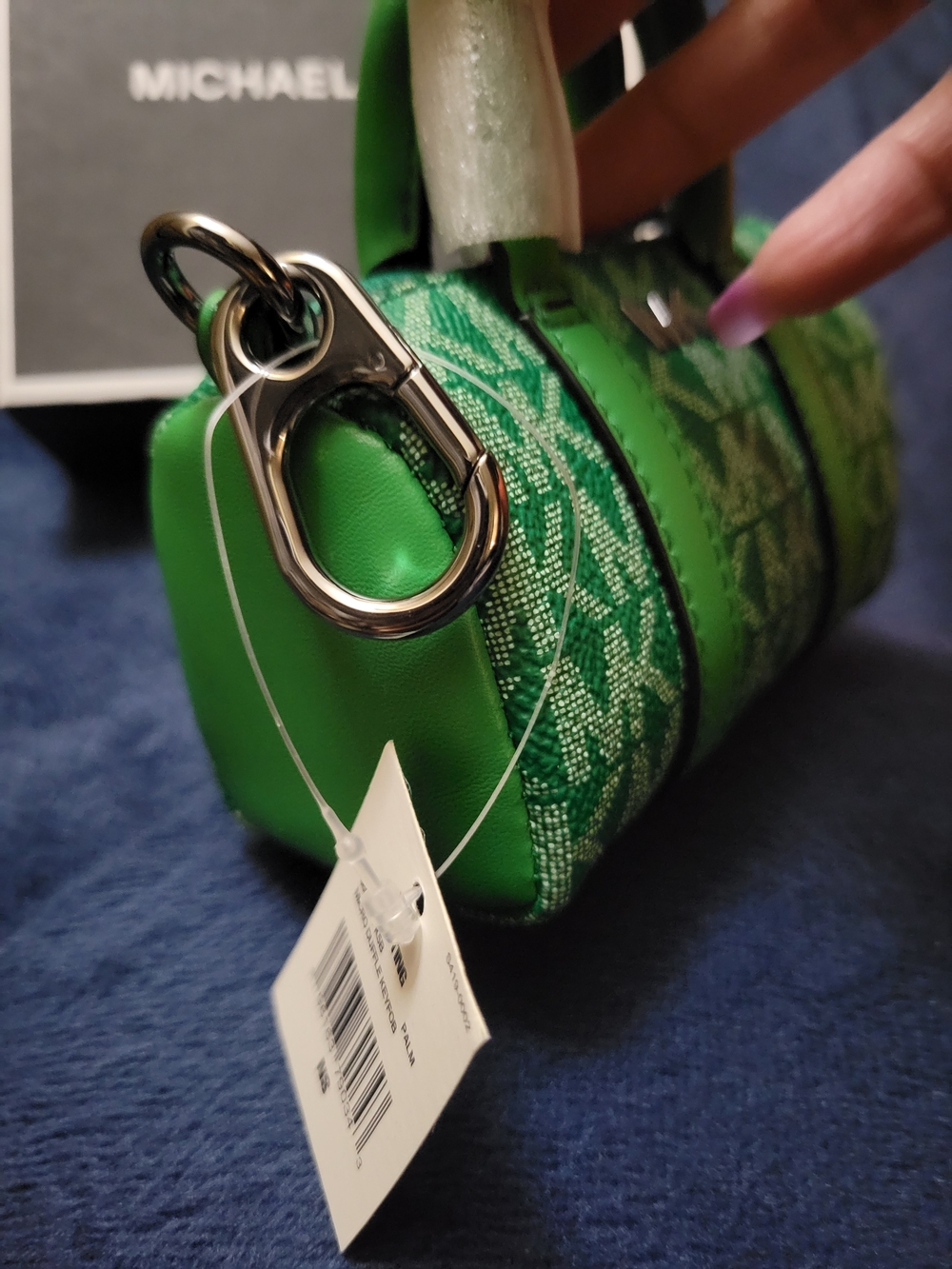 Michael Kors Micro Vibrant Green Logo Mini Satchel Keychain/Bag Charm - Picture 4 of 6